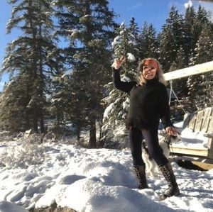 Meet your Posher, Janice